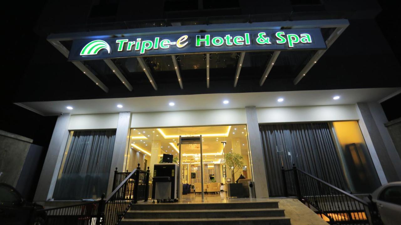 Triple E Hotel And Spa Addis Ababa Exteriör bild