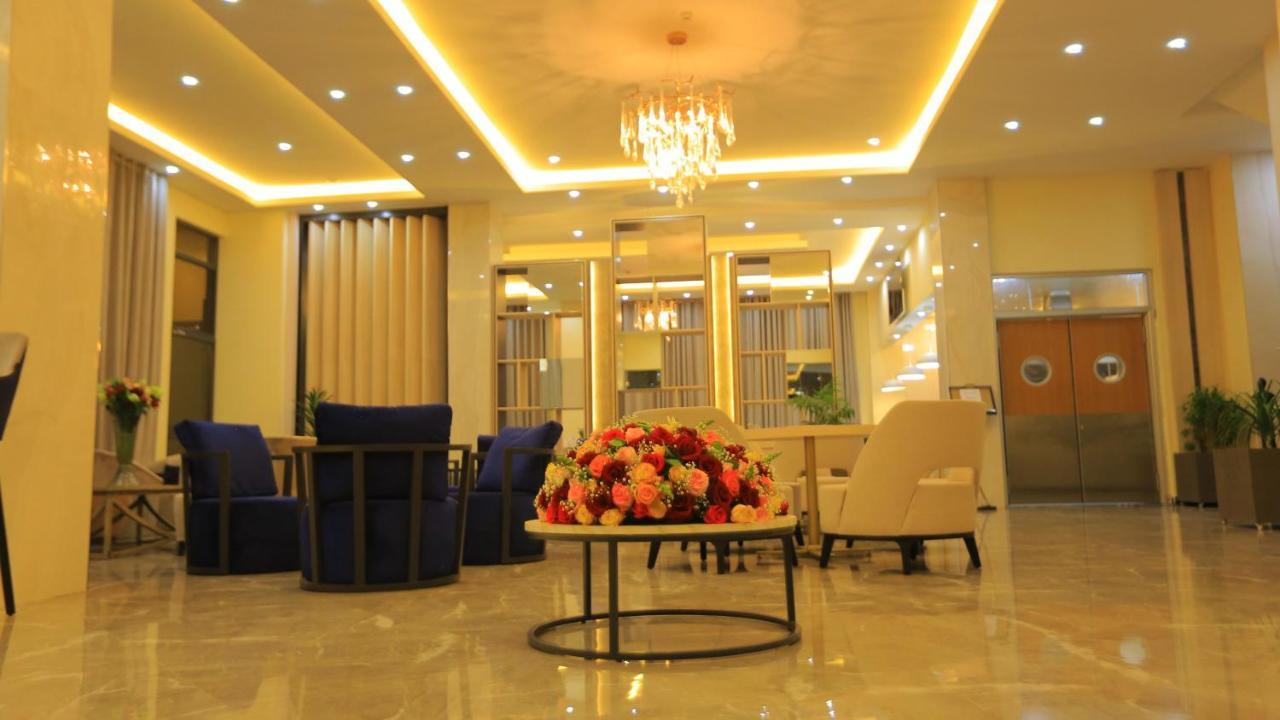 Triple E Hotel And Spa Addis Ababa Exteriör bild