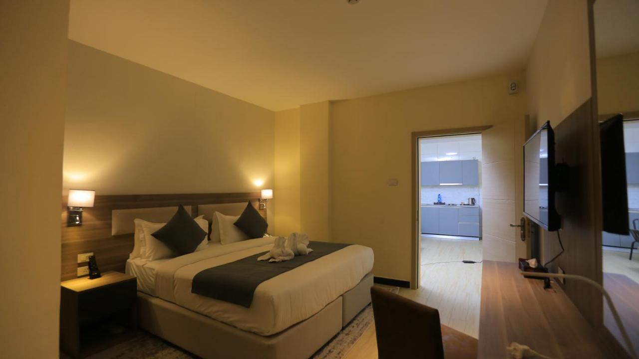 Triple E Hotel And Spa Addis Ababa Exteriör bild